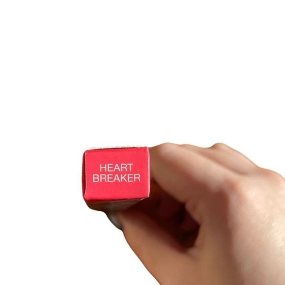 2 for $20 - Huda Beauty - Lip Contour Pencil - Heart Breaker - Picture 2 of 2